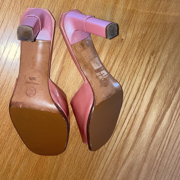 Chanel sandals Mint condition. Pink patent leather. Rate find size 39.5 - Picture 5 of 5
